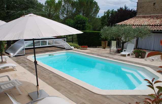 swimming pool Cottage in Occitania to rent
