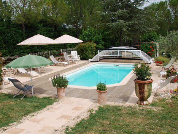 swimming pool Cottage in Occitania to rent