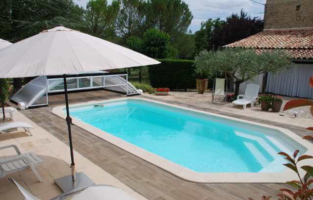 piscine Gîte en Occitanie en location