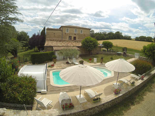 piscine Gîte en Occitanie en location